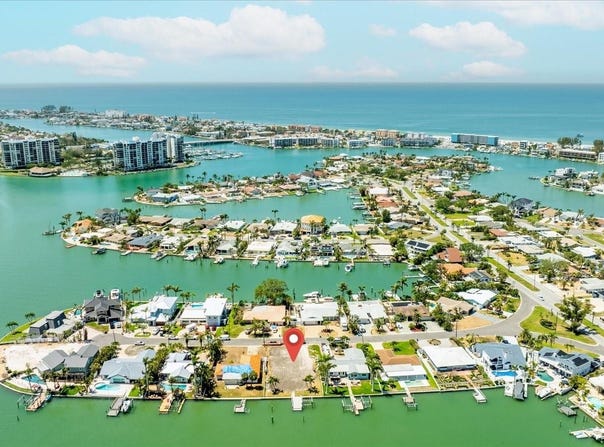 10 ISLAND DRIVE, TREASURE ISLAND, FL 33706