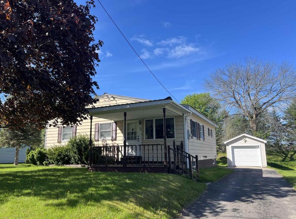 40 Urban Drive, Massena, NY 13662