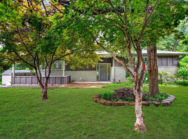 5453 S Westwood Drive, Knightstown, IN 46148