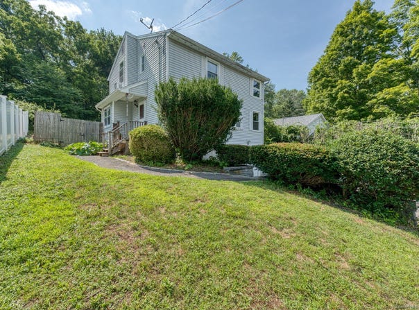 21 Johnson Street, Torrington, CT 06790