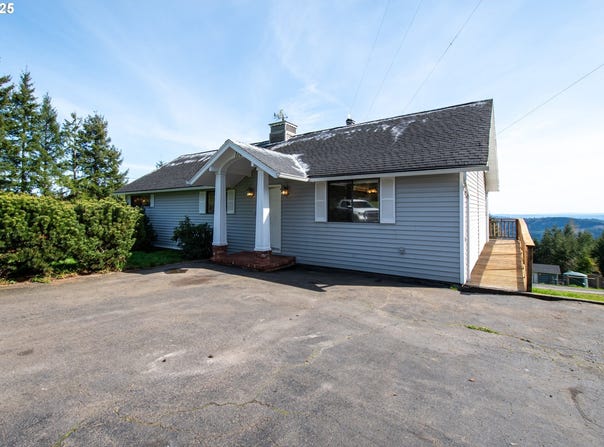 110 ENGLISH LN, Kelso, WA 98626