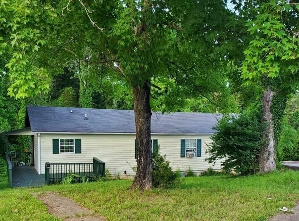 108 E Hunter Circle, Oak Ridge, TN 37830