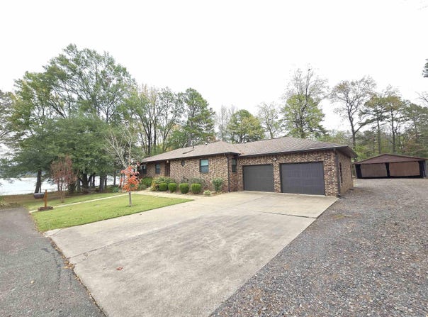 112 Lake Shore, Russellville, AR 72802