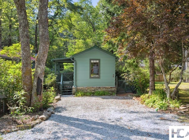 30 Chestnut Walk lot: 18, Highlands, NC 28741
