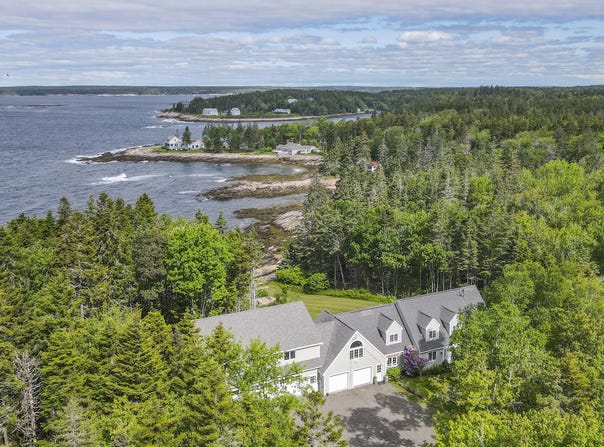 825 Hendricks Hill Road, Southport, ME 04576