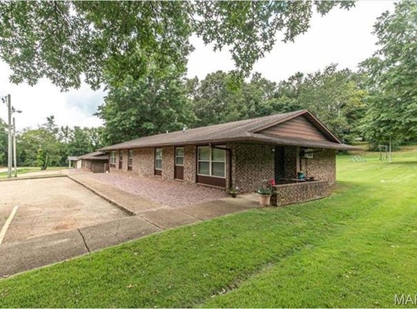 1020 E Washington, Doniphan, MO 63935