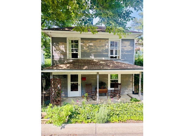 949 Anderson St, Staunton, VA 24401