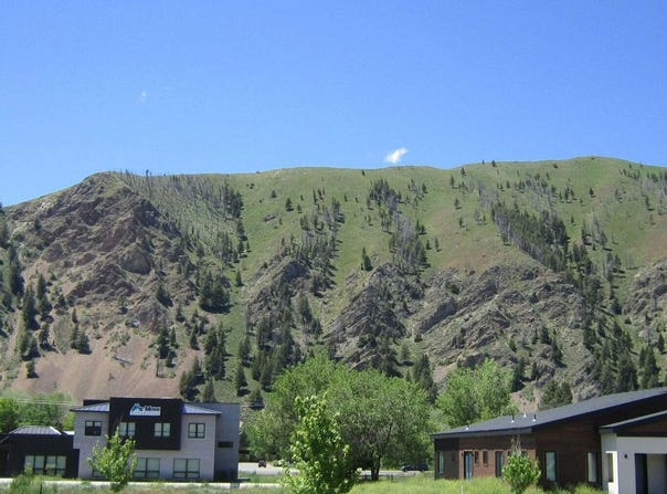 801 N 2nd Ave, Hailey, ID 83333