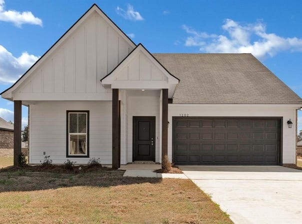 1202 Bayou Bay Court, Frierson, LA 71027