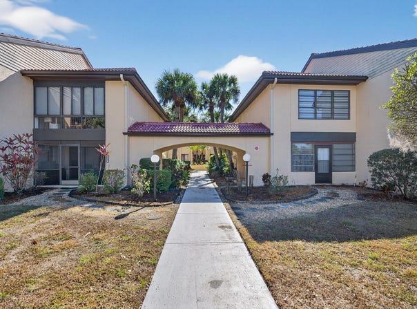 1111 W FAITH CIRCLE, BRADENTON, FL 34212