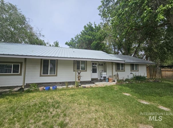 1235 College Green Drive, Ontario, OR 97914