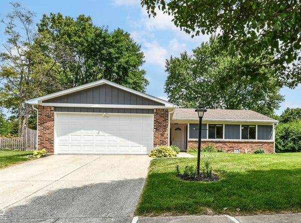 12020 Colbarn Drive, Fishers, IN 46038