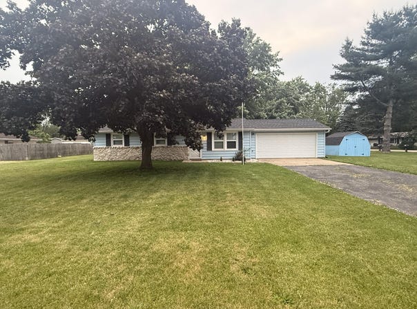 69740 Eisenhower Road, Sturgis, MI 49091