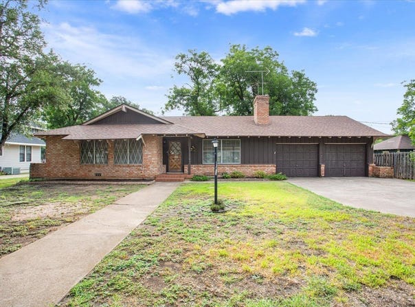 204 N Marable Street, West, TX 76691