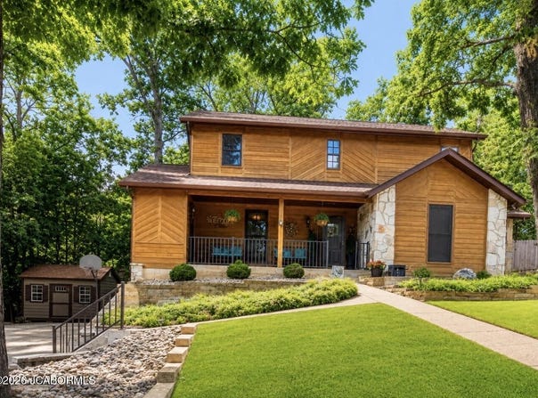 2008 NUTHATCH Drive, Jefferson City, MO 65101