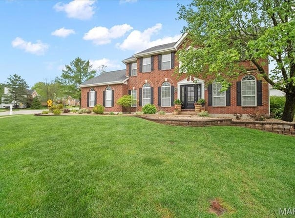 16042 Nantucket Island Drive, Wildwood, MO 63040