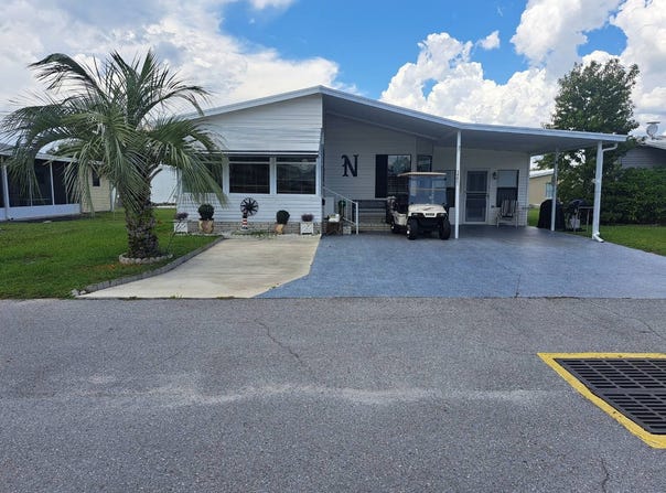 39621 Sierra Dr, Zephyrhills, FL 33542