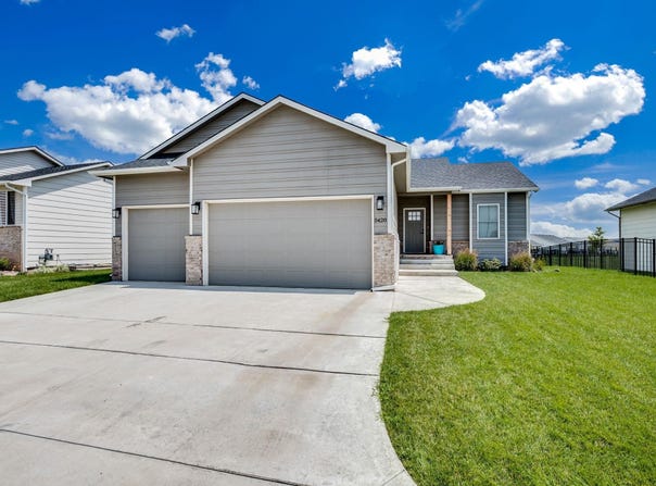 5428 N Saint Paul Ct, Wichita, KS 67204