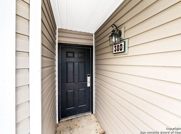 373 April Dr, Canyon Lake, TX 78133