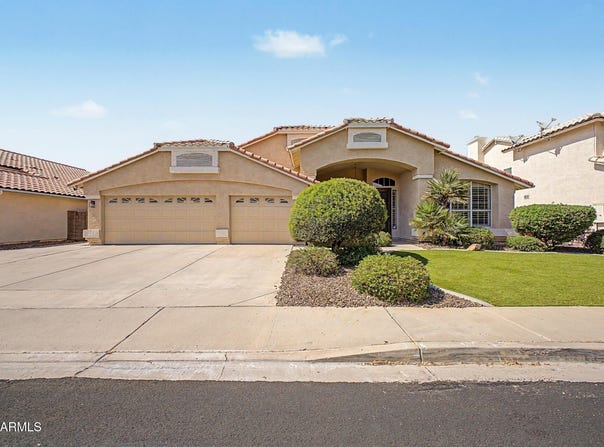 1466 E SPUR Avenue, Gilbert, AZ 85296