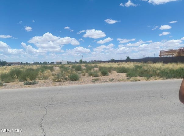 1036 SAN CARLOS Drive, Chaparral, NM 88081