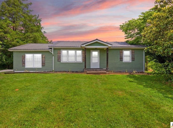 208 Eve Highway, Magnolia, KY 42757