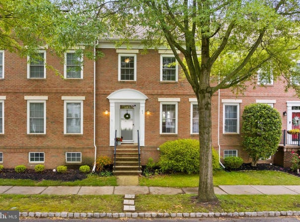 83 MALSBURY STREET, ROBBINSVILLE, NJ 08691