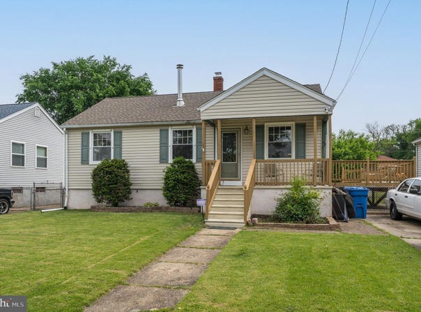 224 W UNDERWOOD AVENUE, WEST DEPTFORD, NJ 08096