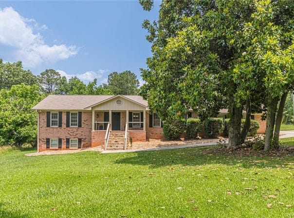 7928 Giles Road, Douglasville, GA 30135