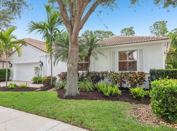 139 Sedona Way, Palm Beach Gardens, FL 33418