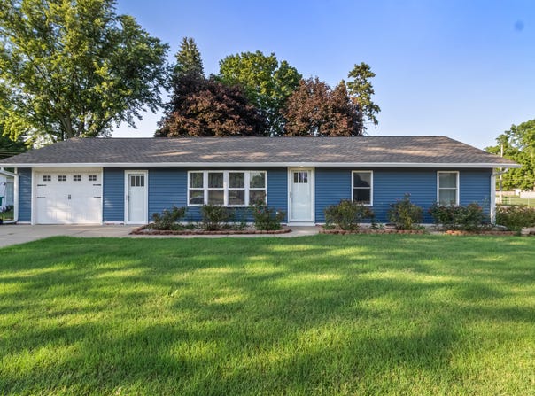 3111 Monroe Street, La Porte, IN 46350