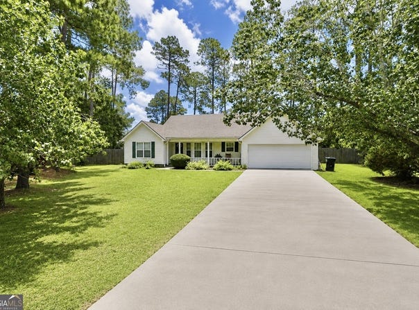 40 Rays Circle, Valdosta, GA 31602