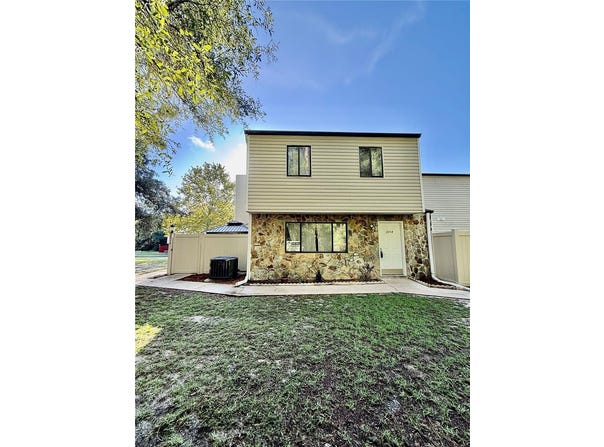 2214 NE 45TH AVENUE, OCALA, FL 34470