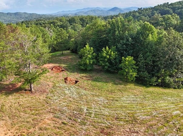 Roland Rickman Rd, Franklin, NC 28734