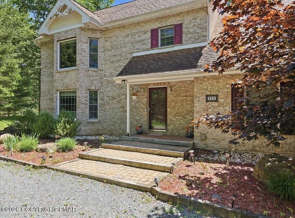 322 Scenic Drive, Blakeslee, PA 18610