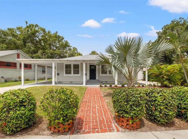 2835 VALENCIA WAY S, ST PETERSBURG, FL 33705