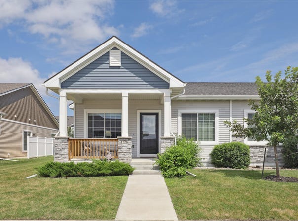 1228 S Atticus Street, West Des Moines, IA 50266