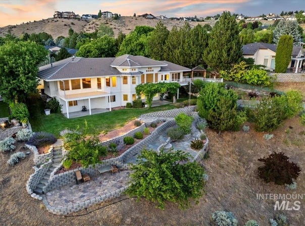 4407 W Quail Point Ct, Boise, ID 83703