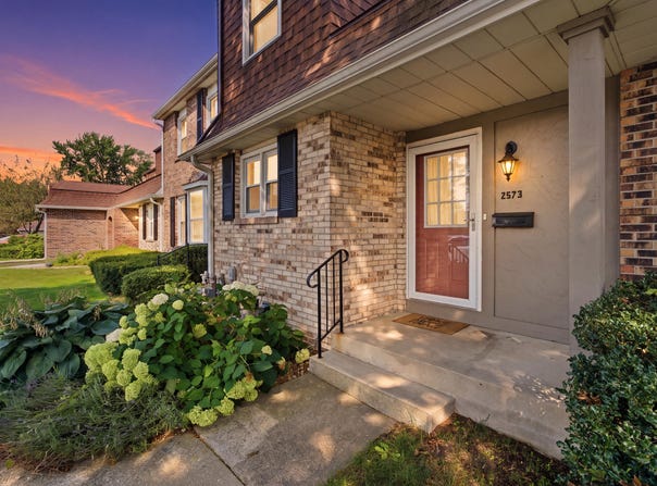 2573 Bristol Terrace, St. Joseph, MI 49085