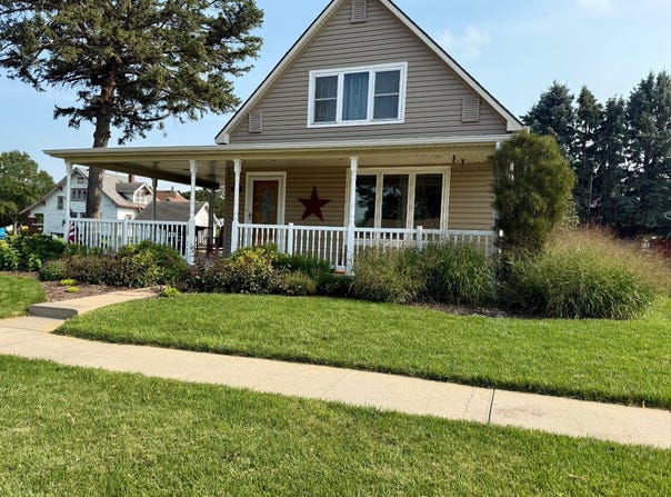 631 West Walnut St, Albion, NE 68620