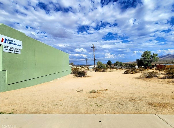 5787 Adobe Road, 29 Palms, CA 92277