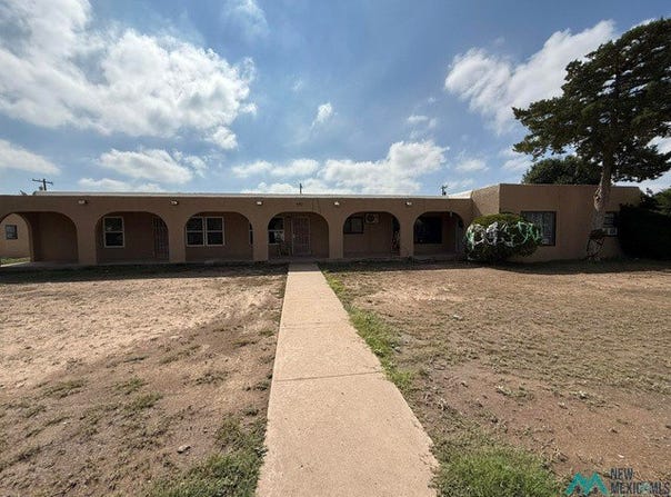 1501 W Hank Ave, Artesia, NM 88210-1177