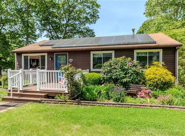12 Twin Leaf Trail, Narragansett, RI 02874