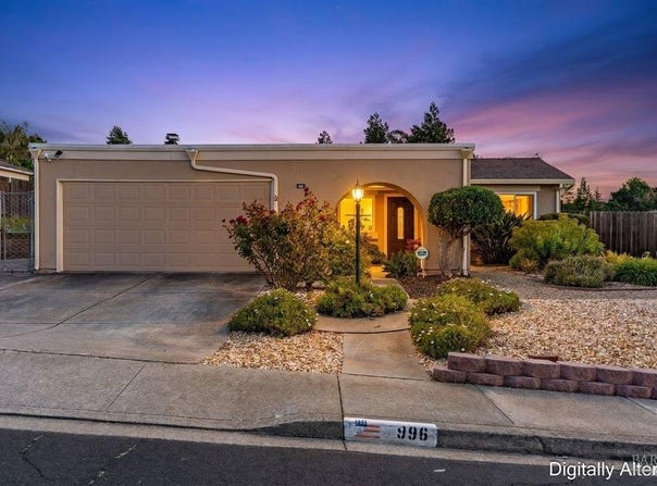996 Sandpoint Drive, Rodeo, CA 94572