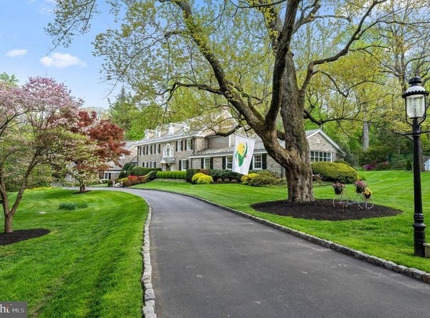 221 S ABERDEEN AVENUE, WAYNE, PA 19087