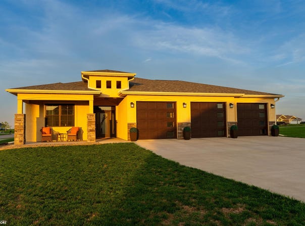 2018 Spaulding Lane, Grinnell, IA 50112