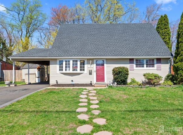 107 Boulevard West, Old Bridge, NJ 08857