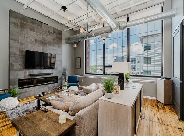 624 E Walnut Street, Indianapolis, IN 46204