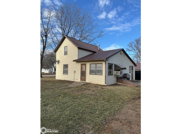 106 Highway 141, Bayard, IA 50029