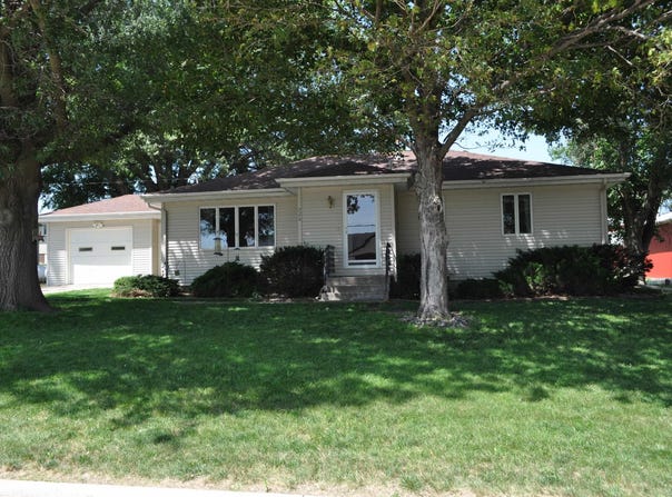 226 W 1st Street, Halbur, IA 51444
